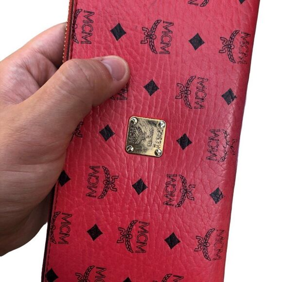 Red MCM Wallet With Removable Strap - Picture 10 of 16